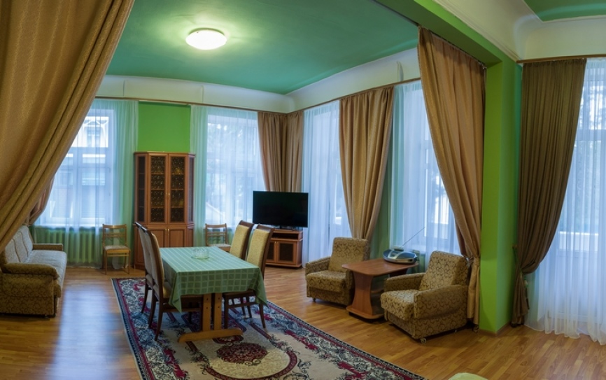 Студия, Корпус 3 *  - 3