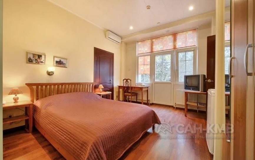 Стандарт с балконом *  - 1