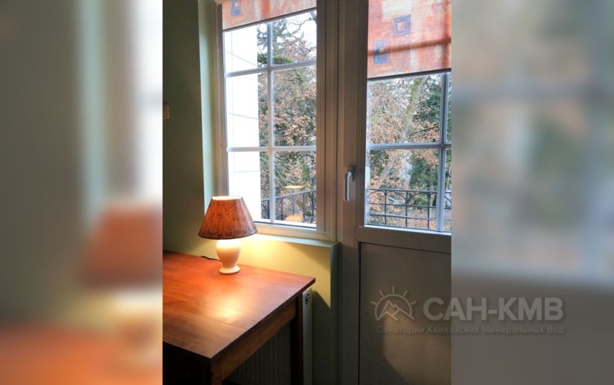 Стандарт с балконом *  - 2