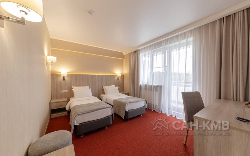 Стандарт *  - 3