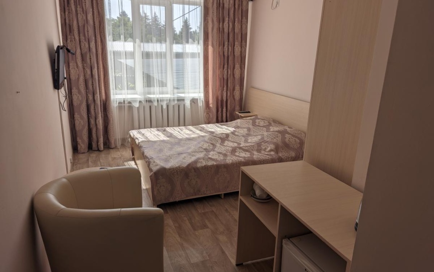 Стандартный 1-местный 1 комнатный *  - 1