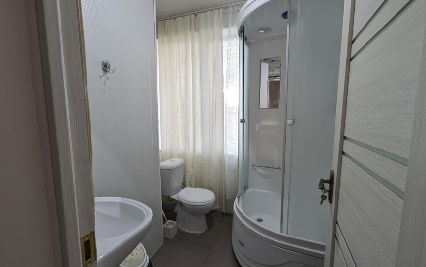 Эконом 1-местный 1 комнатный *  - 2