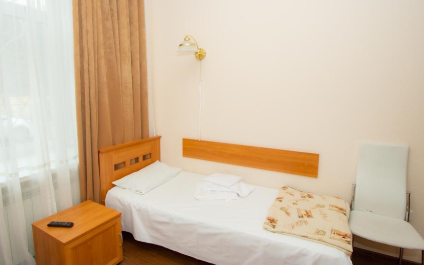 Стандартный 2-местный 1-комнатный *  - 2