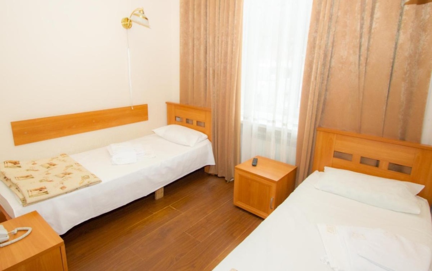 Стандартный 2-местный 1-комнатный *  - 1