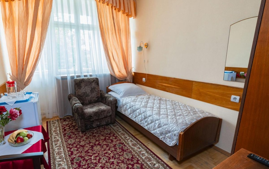 Стандартный 1-местный *  - 1