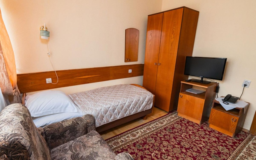 Стандартный 1-местный *  - 2