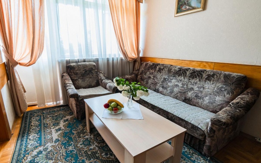 ПК 2-местный 2-комнатный номер 5 корпус *  - 3