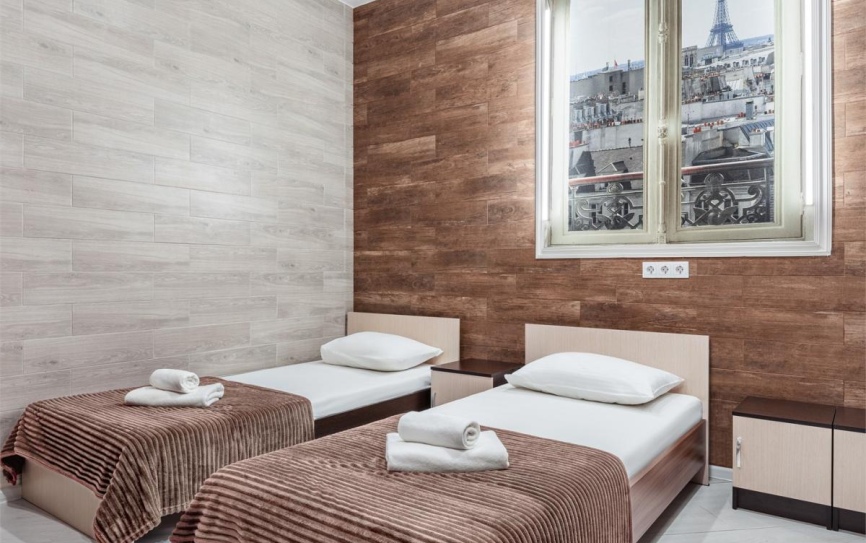 Эконом 2-местный б\окна *  - 1