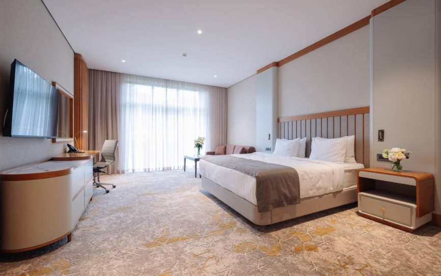 Люкс 2-местн 2-комн 84 кв.м *  - 3