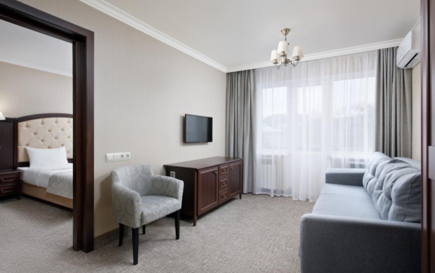 Джуниор сюит Джуниор сюит 2-местный 2 комнатный *  - 2