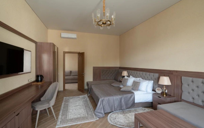 Апартаменты Апартаменты 1 комнатные с балконом *  - 1