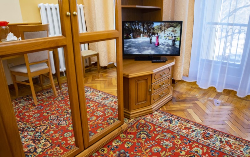 Стандартный 1-местный *  - 2