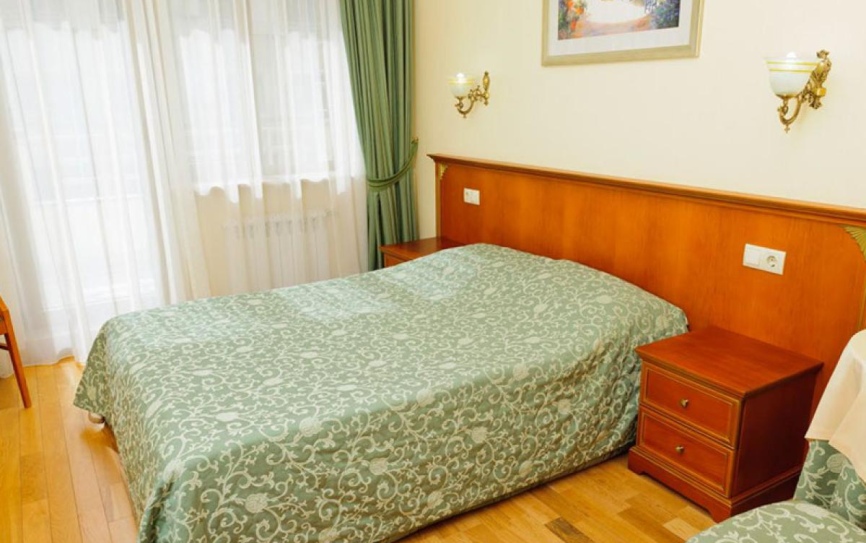 Стандартный 2-местный стандартный номер *  - 2