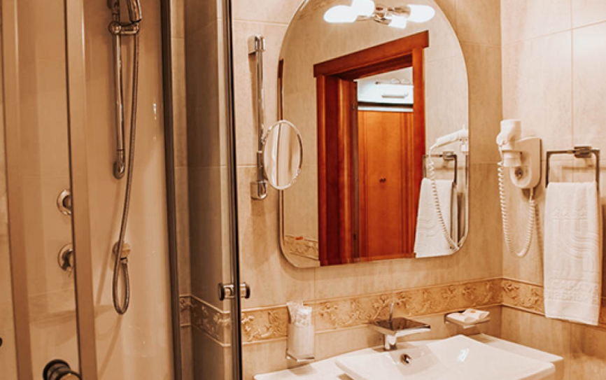 Апартаменты  2-местный 2-комнатный  *  - 3