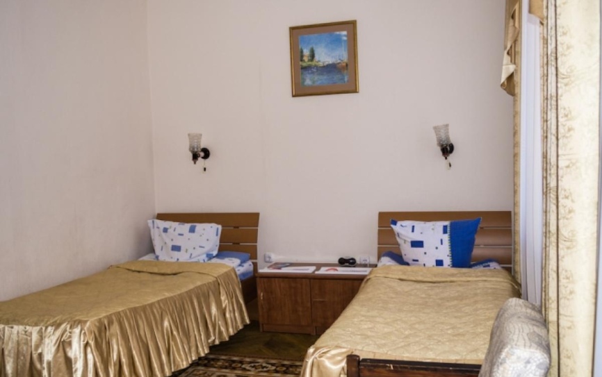 Эконом 2 местный эконом  в коттедже 1 *  - 1