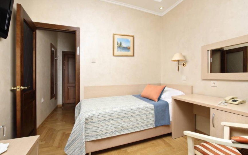 Стандарт 1 местный в корпусе 1 *  - 1