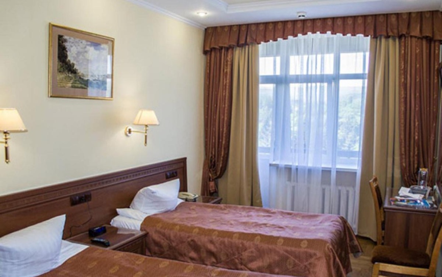 Эконом 1-местный эконом в коттедже 1 *  - 2