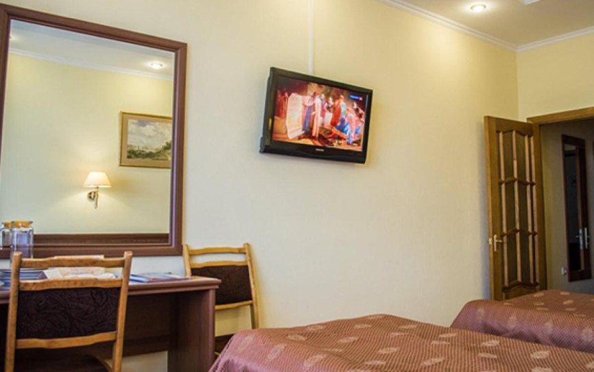 Эконом 1-местный эконом в коттедже 1 *  - 1