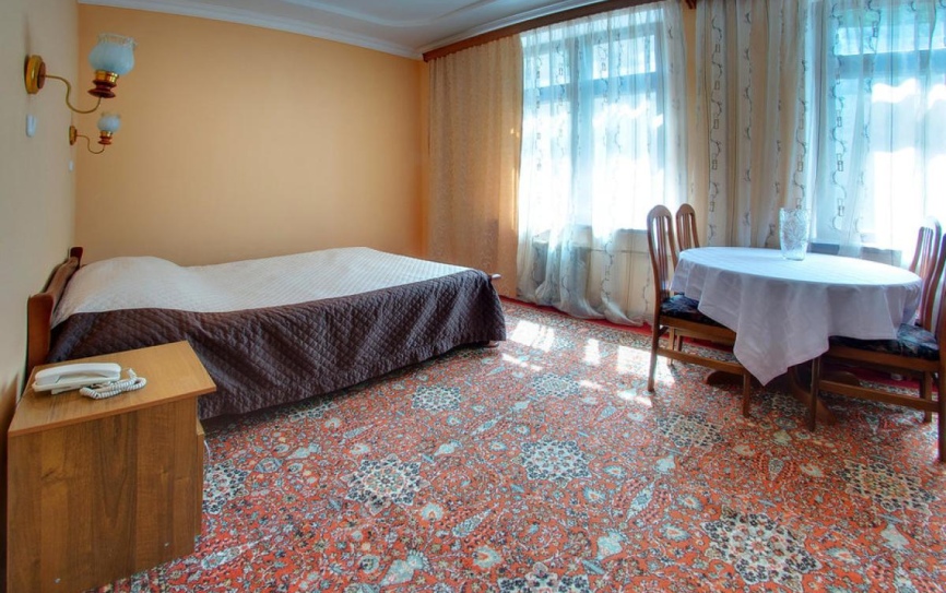 1 категория 1-комнатный семейный корпус 1 *  - 3