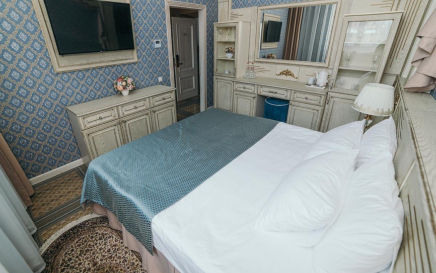 1 категория 2-местный 2 комнатный 1 категории *  - 2