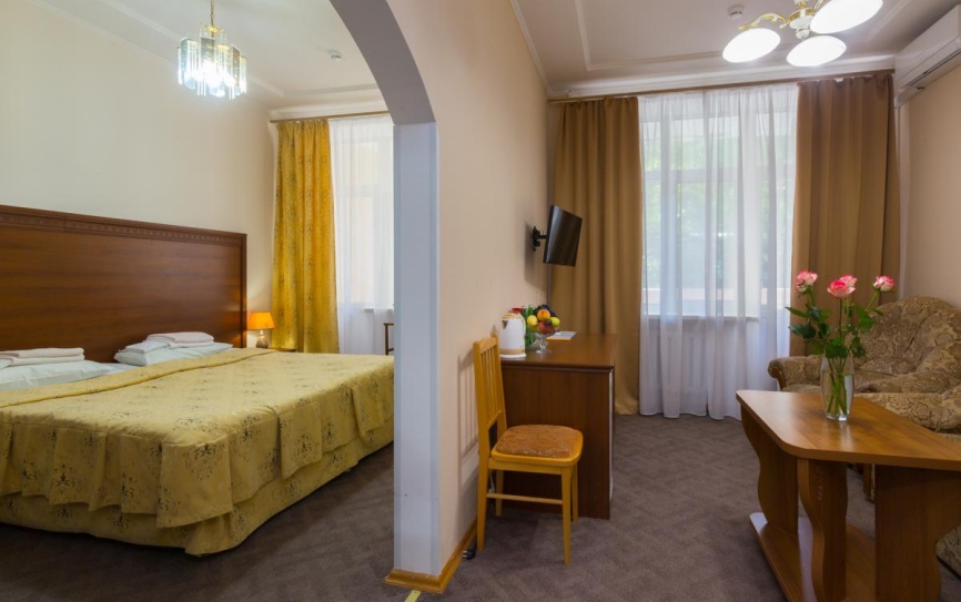 Люкс 2-местный 2-комнатный корпус 2 (Л2м2 корпус 3) DBL *  - 2