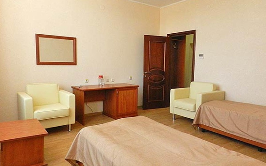 Стандартный 1-комнатный 2-местный *  - 1