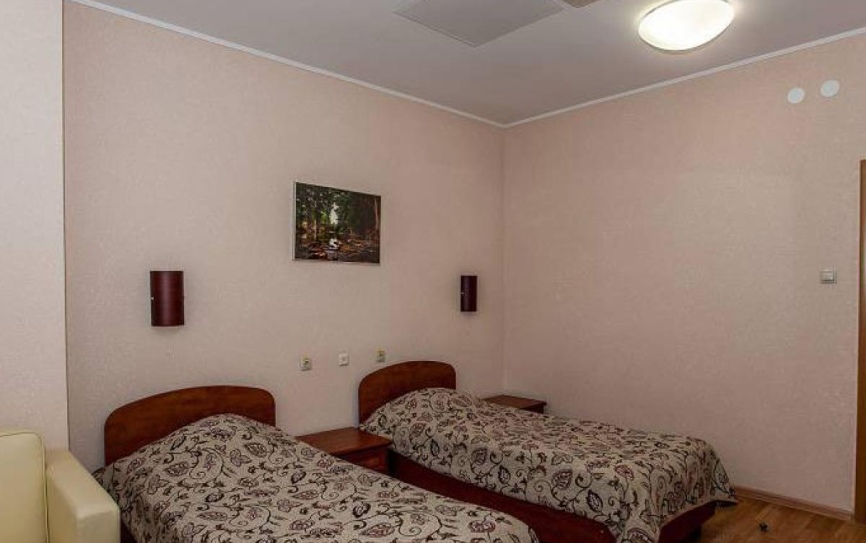 Стандартный 1-комнатный 1-местный *  - 1