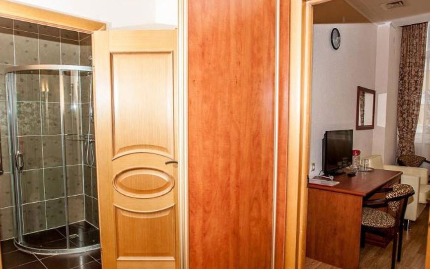 Стандартный 1-комнатный 1-местный *  - 3