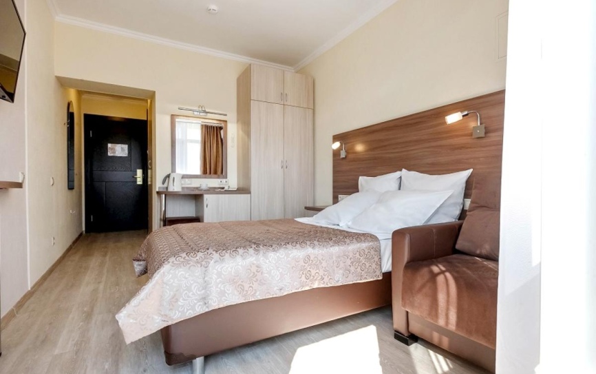 1 категория 1-местный 1 категории *  - 2