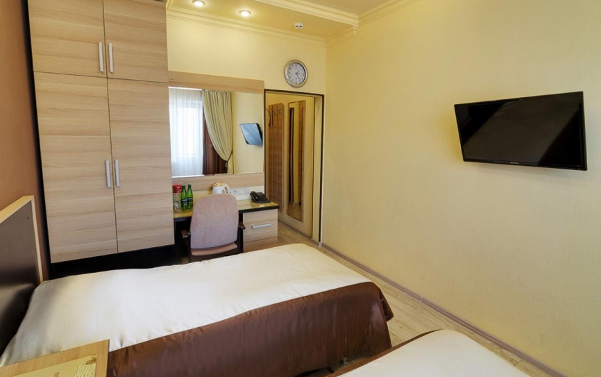 1 категория 2-местный 1-комнатный *  - 2