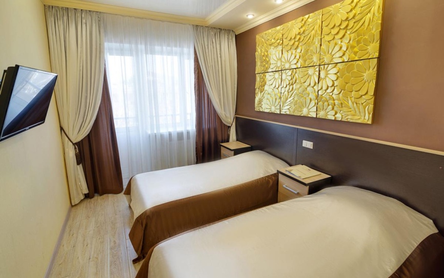 1 категория 2-местный 1-комнатный *  - 1