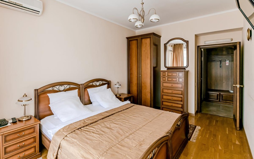 Люкс 2-местный 2-комнатный Улучшенный *  - 1