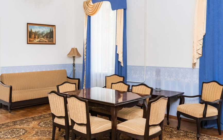 Люкс 2-местный 2-комнатный Люкс *  - 3