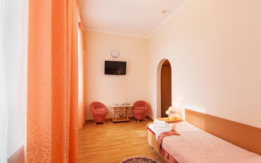 Стандартный 1 место в 2-местном номере с подселением *  - 2