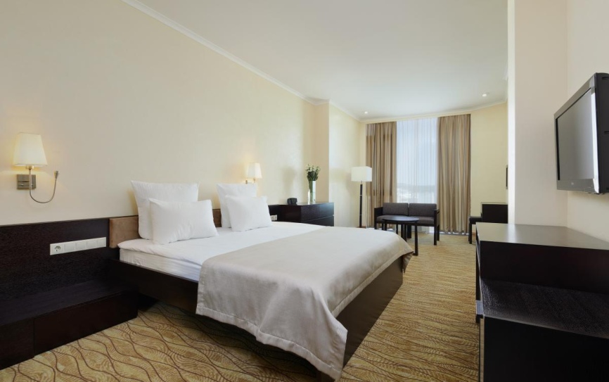 Сьют 2-местный 3-комнатный *  - 1