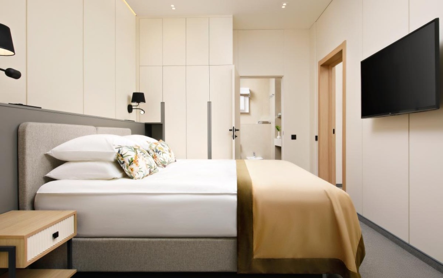 Делюкс 2-местный 2-комнатный *  - 2