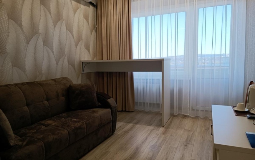 Люкс 2-местный 2-комнатный корпус 8 семейный (2-7 этаж) *  - 3