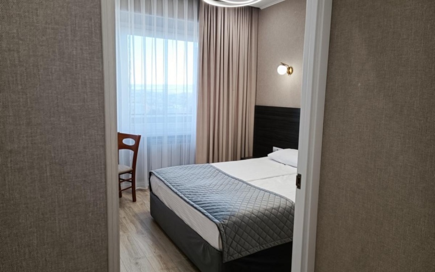 Люкс 2-местный 2-комнатный корпус 8 семейный (2-7 этаж) *  - 1