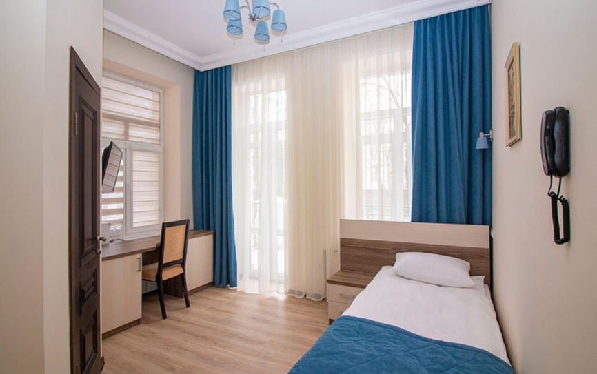 1 категория 1-местный 1-кмн в корпусе 2 *  - 1