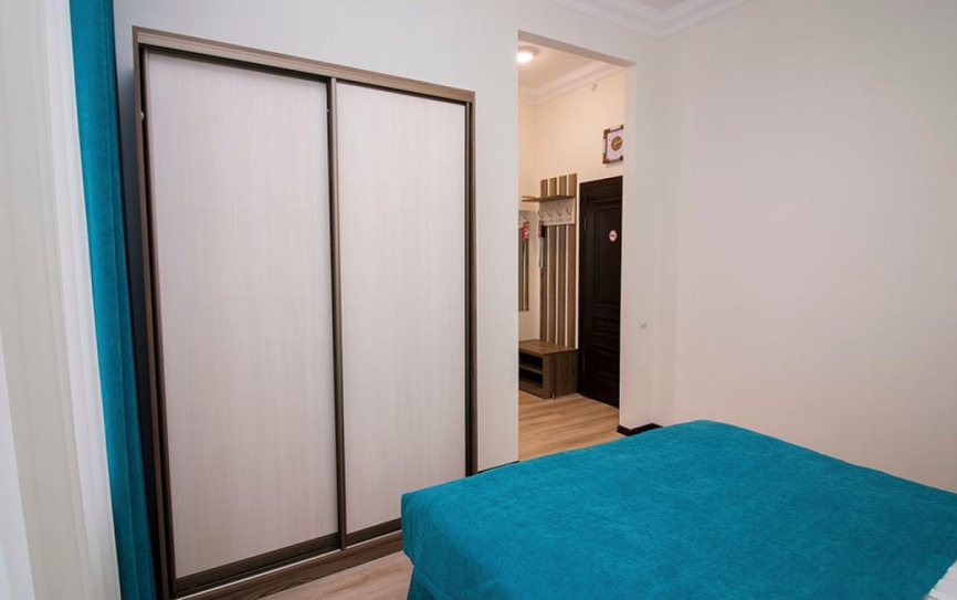 1 категория 2-мест 2-комн корпус 2 семейный *  - 2