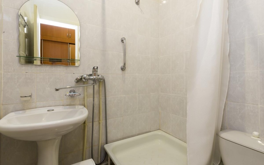 1 категория 2 местный 1 комнатный  в корпусе 1  (1к2м1 корпус 1) *  - 2