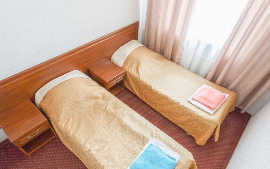 Улучшенный 2-местный 2-комнатный улучшенной категории *  - 1