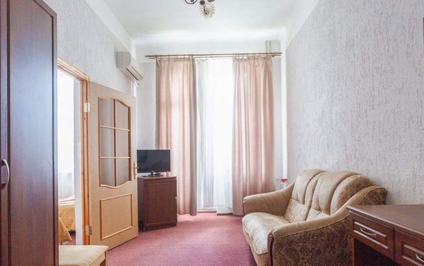 Улучшенный 2-местный 2-комнатный улучшенной категории *  - 3