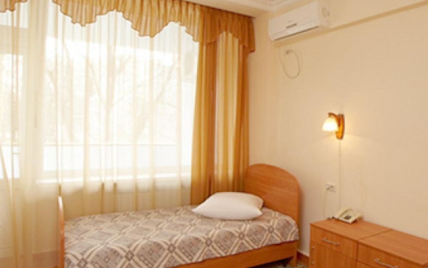 Стандартный 2-местный 1-комнатный *  - 3