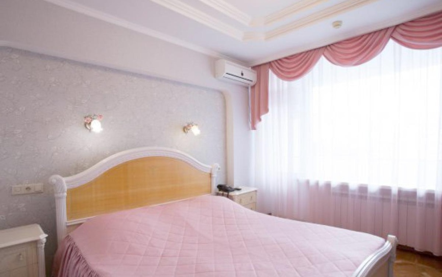 Люкс 2-местный 2-комнатный *  - 1