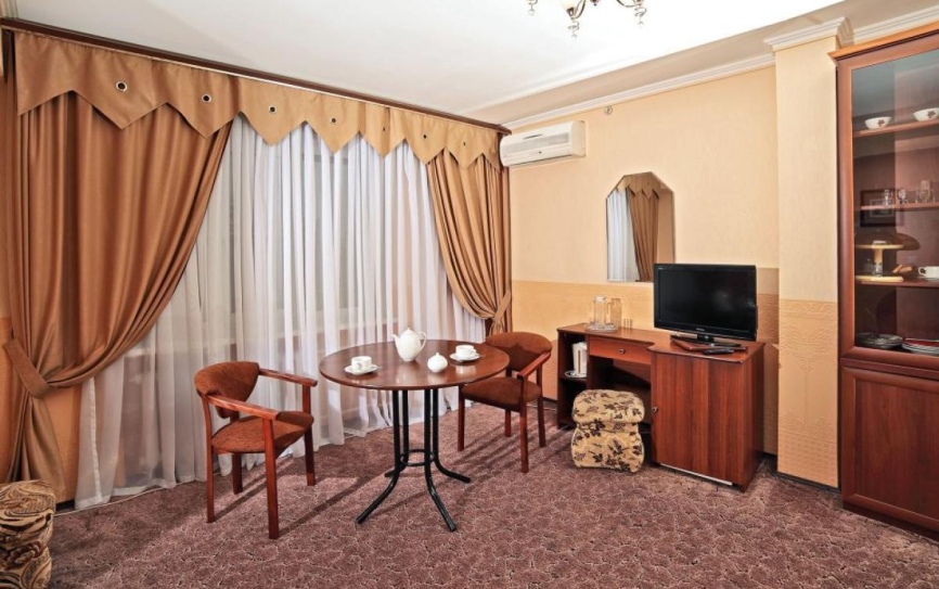 Люкс Люкс 2-комнатный *  - 2