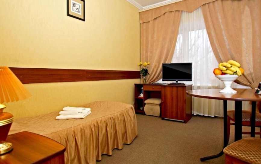 Стандартный 1-местный с балконом *  - 1