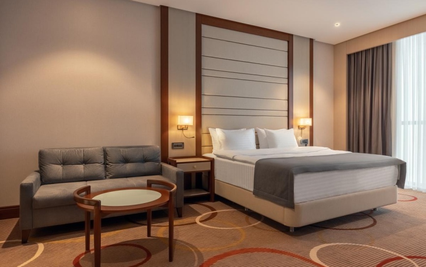 Люкс Семейный 4-местный 3-комнатный *  - 2