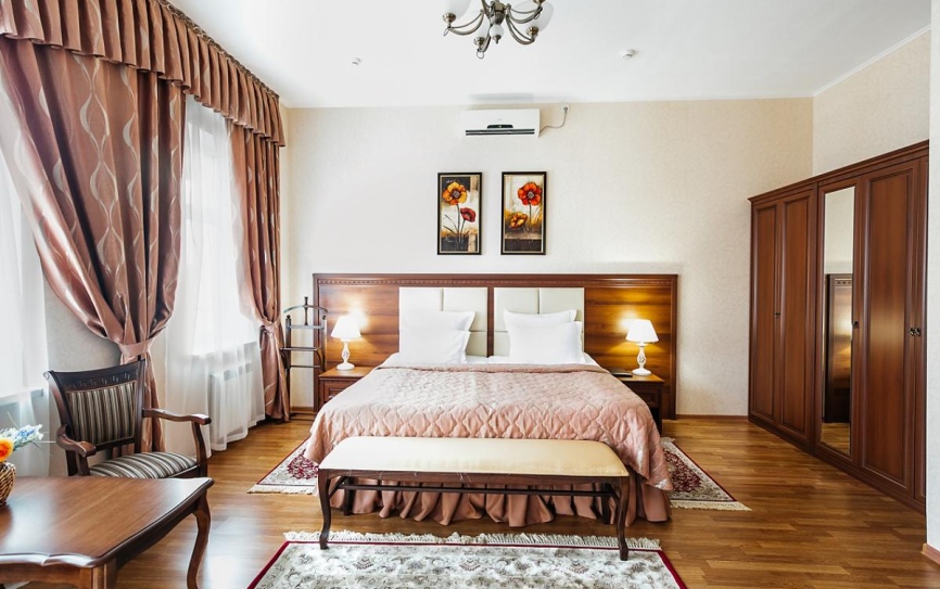 Апартаменты 2-комнатные *  - 1