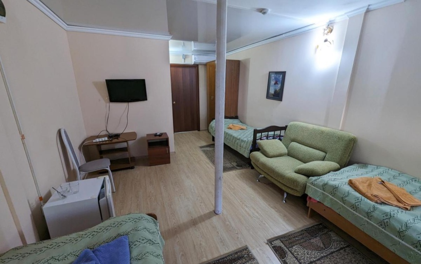 Стандартный 3-местный 1-комнатный *  - 2